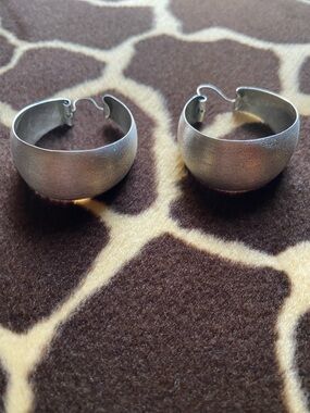 Vintage 80’s 925 Silver Textured Hoops